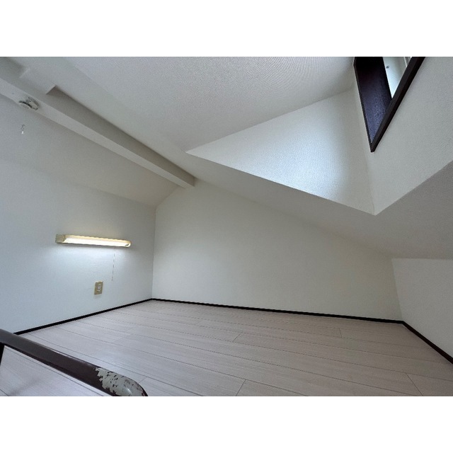 ライフピアブラウン202号室 内観