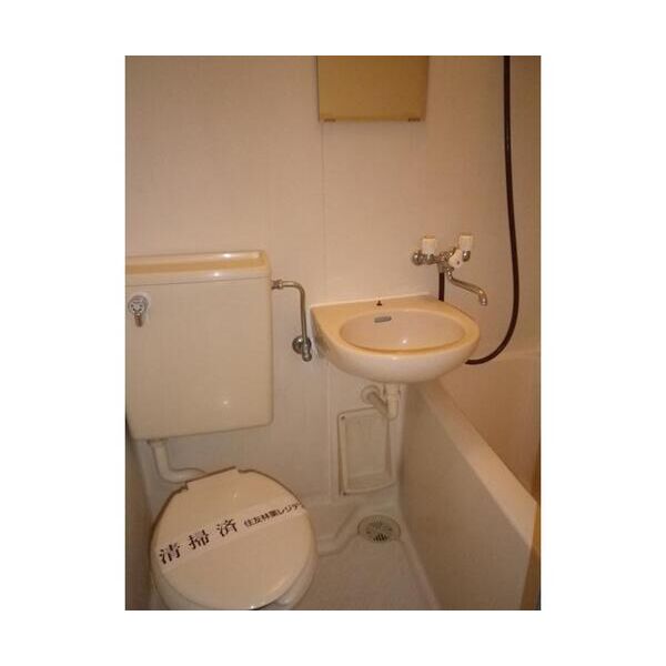 メゾン・ド・調布101号室 同建物別部屋の参考画像