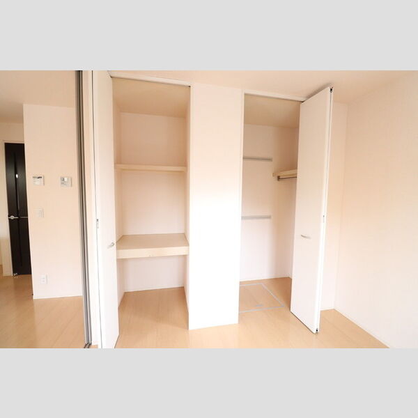 エスポワール101号室 収納