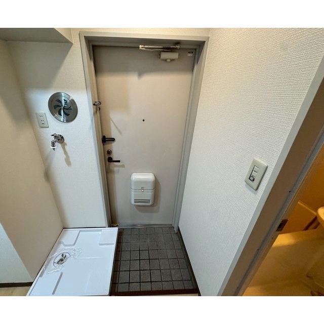 フラッツ奥沢102号室 玄関