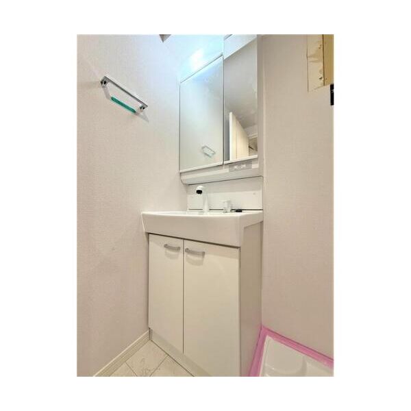 LUGEND大宮102号室 洗面
