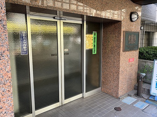 ライオンズマンション三鷹さくら通り5階 エントランス