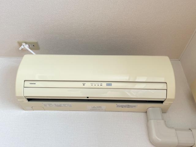 ファミール茅ヶ崎201号室 エアコン