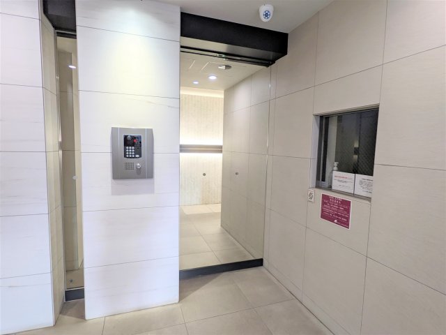 レグゼ王子神谷301号室 ロビー