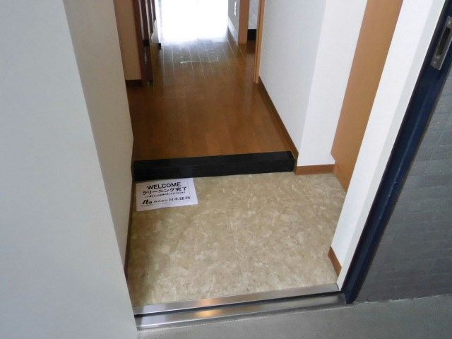 プライム柏 玄関