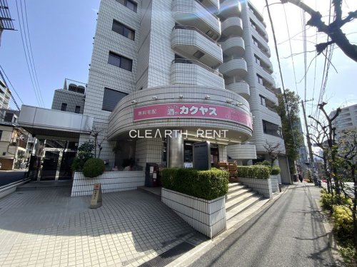 コンシェリア後楽園 ＣＲＯＳＳＩＡ 【酒屋】なんでも酒やカクヤス 春日店 まで382ｍ