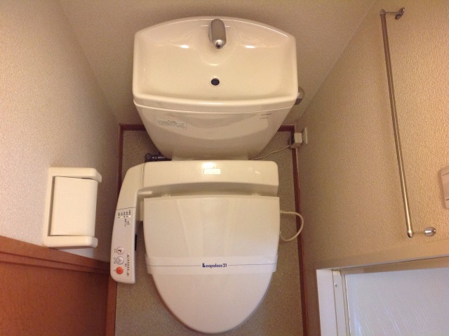 レオパレスクレマチスＡ104号室 自転車置き場