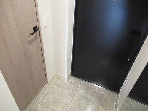 プラウドシティ武蔵浦和ステーションアリーナ18階 玄関