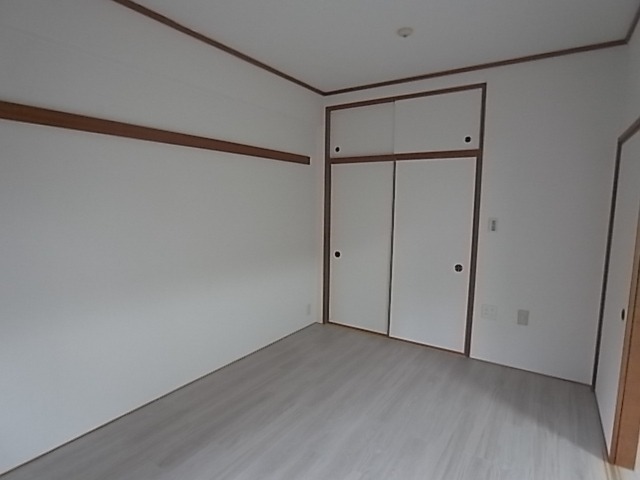 セラビーヌーベル1階 内観