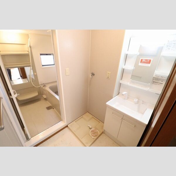 ルヴァン コート　壱番館 洗面所