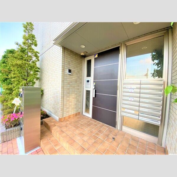 ブラン・ピエール エントランス