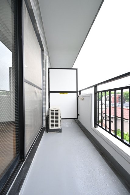 ヴィブレ梶ヶ谷4階 バルコニー