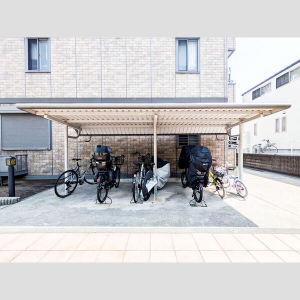 ソフィアⅡ 駐輪場