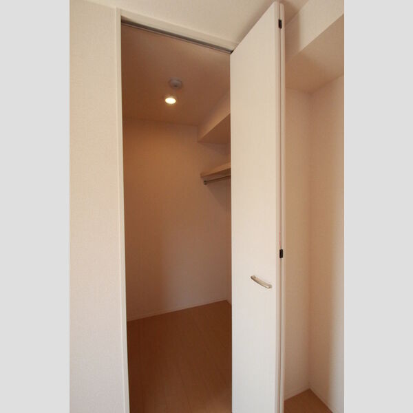 Kルポゼ203号室 収納