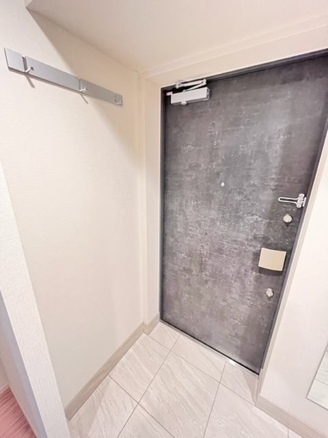 ドゥーエ板橋区役所前7階 玄関