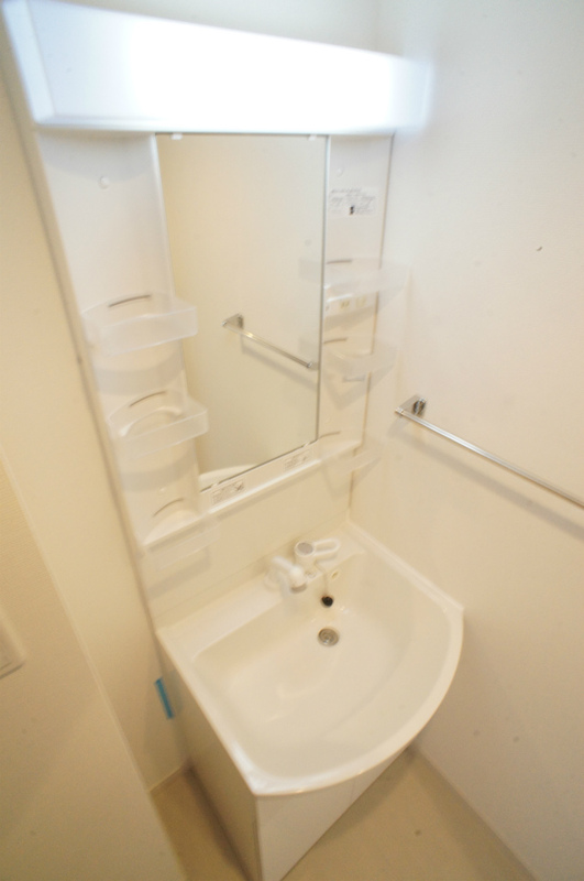 リブリ・アザリア 洗面