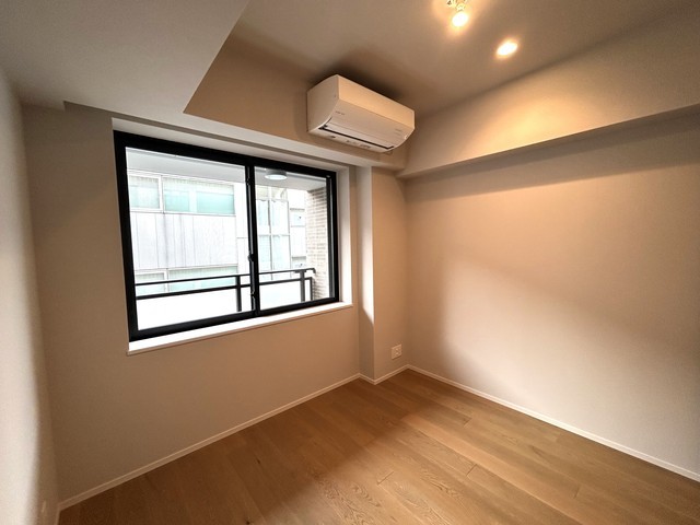 ザ・パークハウス千代田六番町604号室 洋室5.5帖　2025年9月撮影