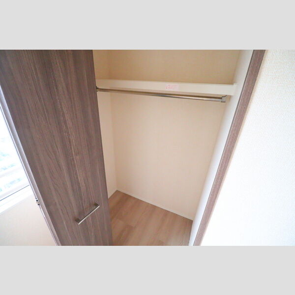 ヴィラ・マリコ クローゼット