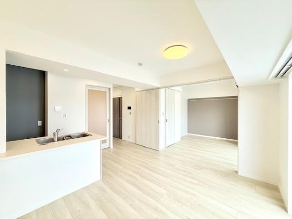 アジールコート町屋8階 リビング