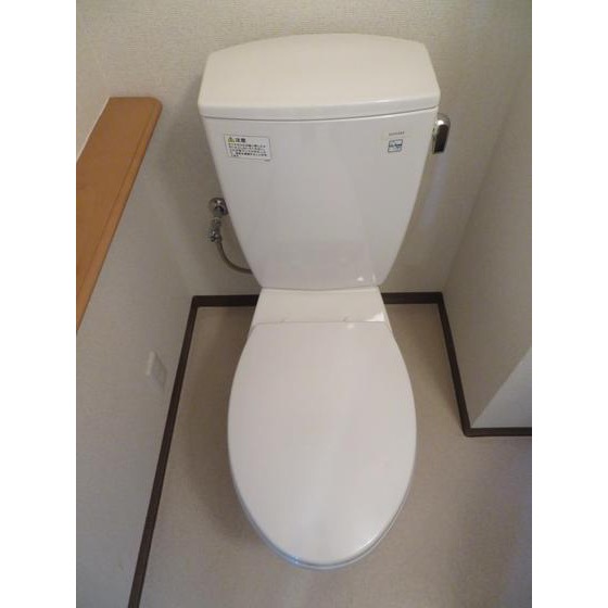 ルビナス・ウエストパレス0303号室 トイレ