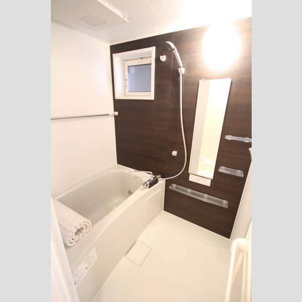 cozy　field 乾燥・追い焚き機能付きの浴室♪