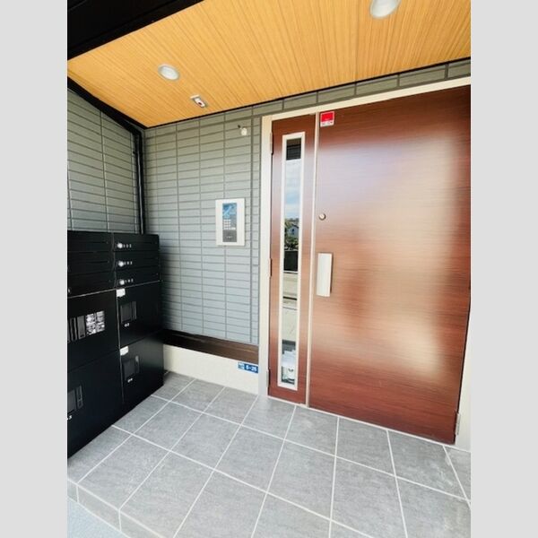 ファンウェーブ湘南茅ヶ崎 エントランス