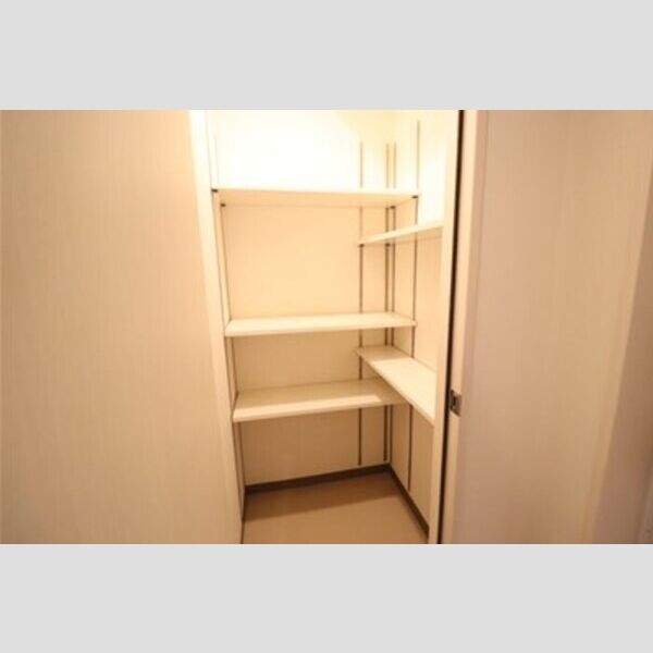 リュージュ シューズクローク