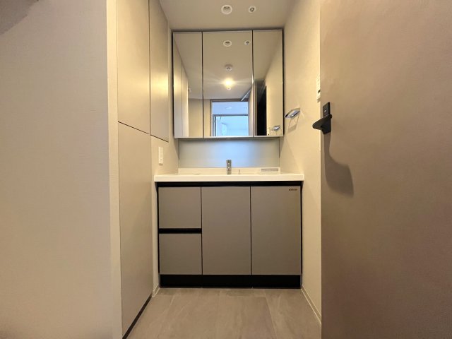 プライムメゾン千葉新町1003号室 洗面