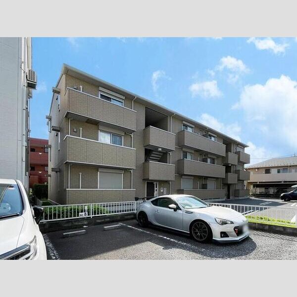 エミネンス102号室 外観