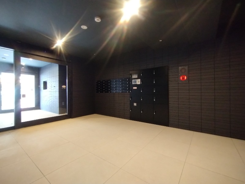 クレイシア立川6階 エントランス