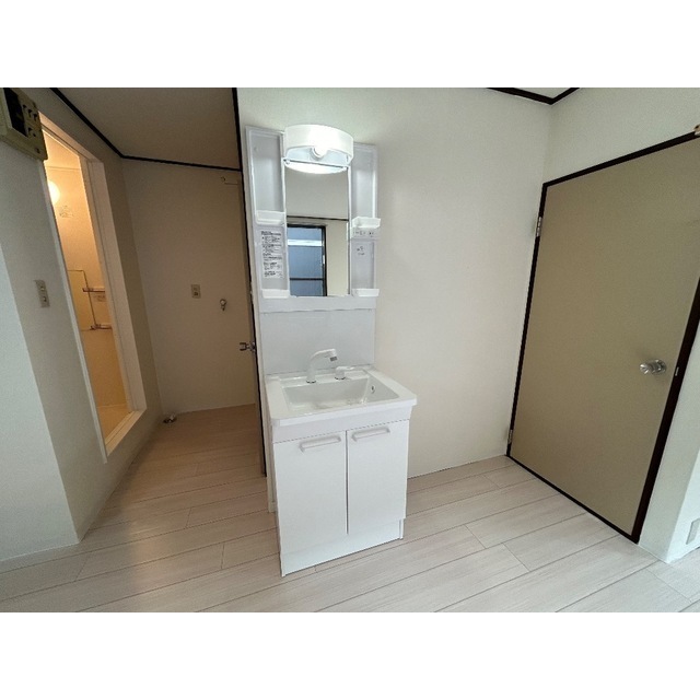 南柏パインヒル2号棟105号室 内観