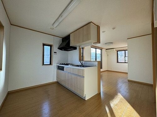 サニースクエア中野若宮 リビング