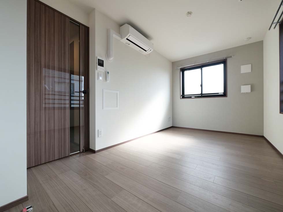 コンポジット渋谷本町4階 内観