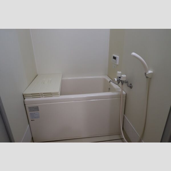 メゾンドゥ・ボヌール101号室 追い焚き給湯機能付き浴室