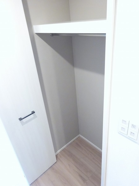 ザ・レジデンス・オブ・トーキョー　Ｈ２０　スカイタワー203号室 同建物別部屋の参考画像