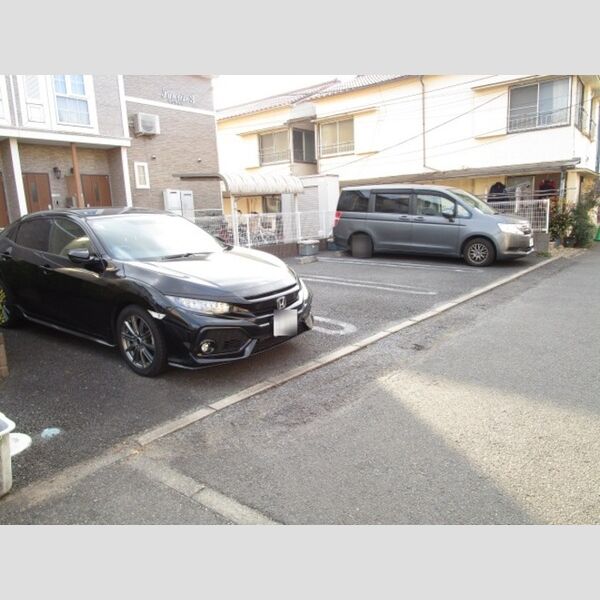 サンライズⅢ101号室 駐車場(要空き確認)