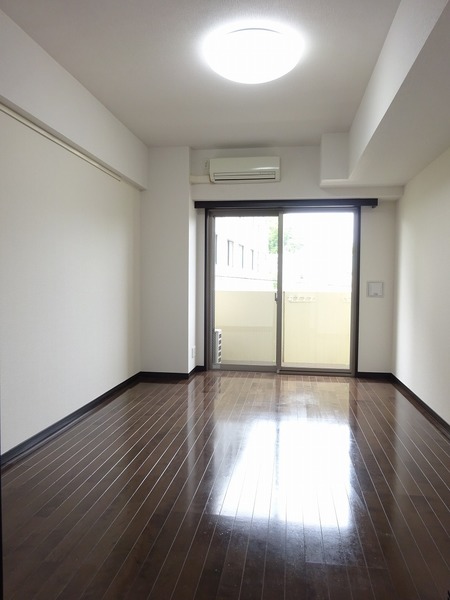 リガーレ新板橋 リビング