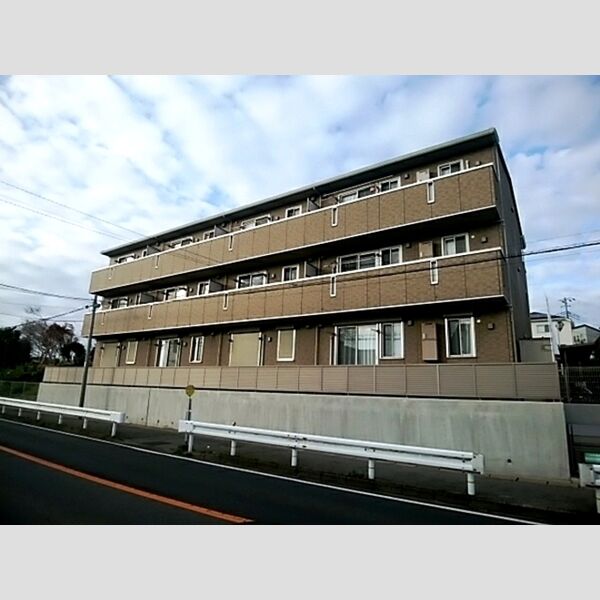 リヴェール星久喜105号室 外観