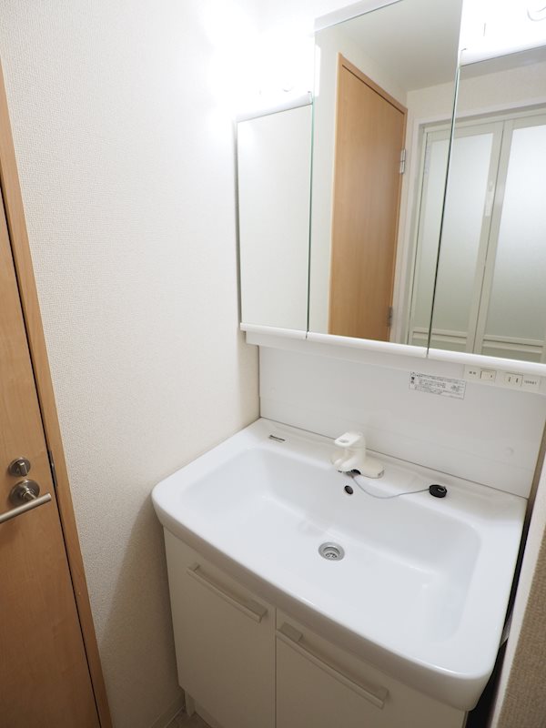 ザ・パーククロス大山1階 洗面