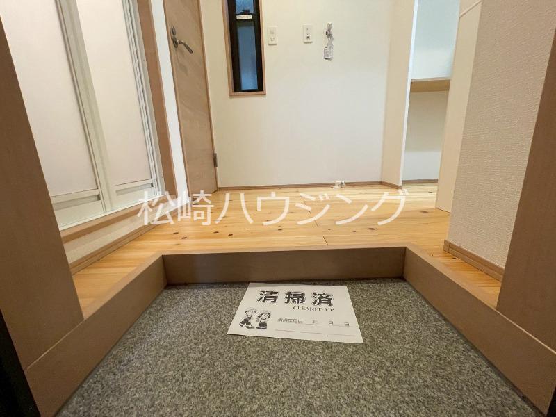 フルール新宿・淀橋1階 玄関