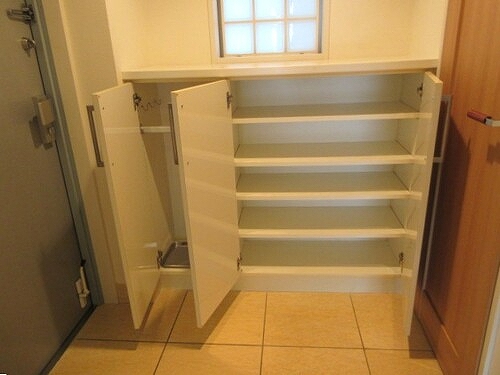 エム・ブランド相模大野13階 下足入　内装前　※2023年09月の写真