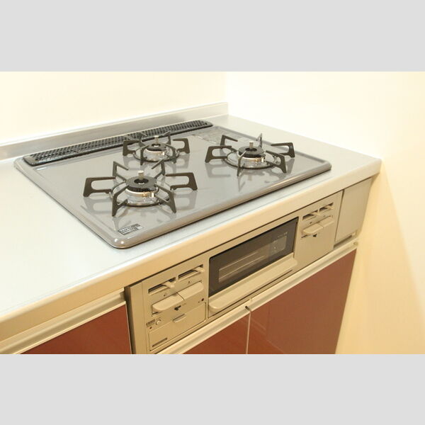 コルノリザイア 101号室　キッチンコンロ