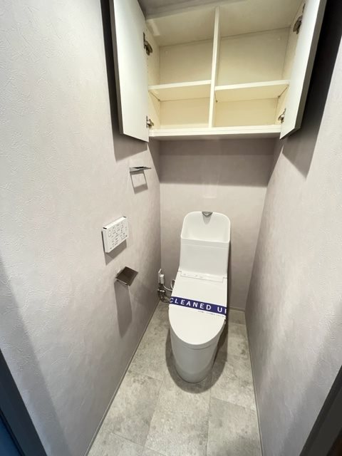 ドゥーエ日暮里8階 トイレ