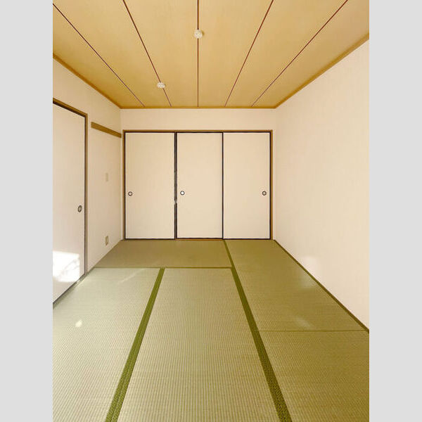 プラムワン202号室 和室6帖