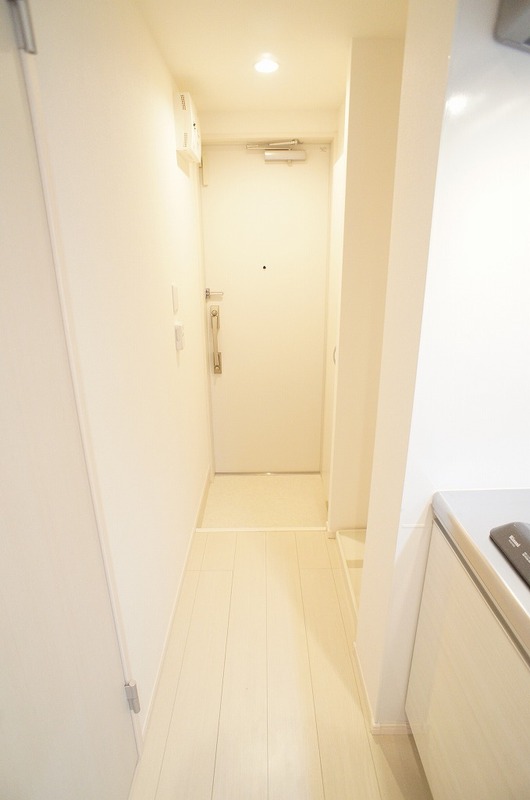 リブリ・三ツ境 玄関