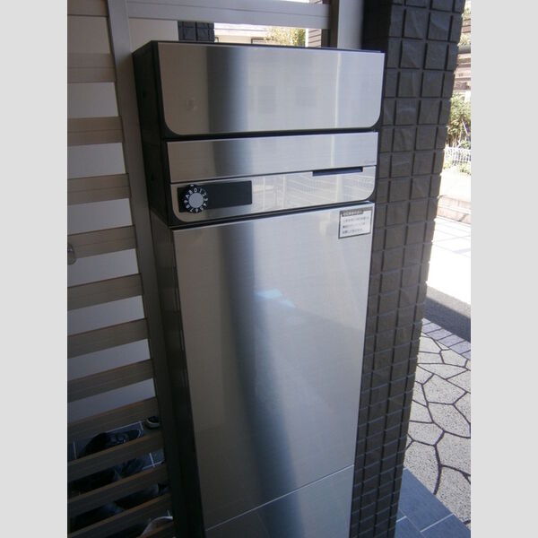 Residence yuna ポスト宅配BOX