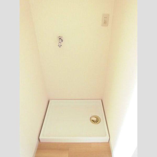 エステート葛城201号室 室内洗濯機置き場