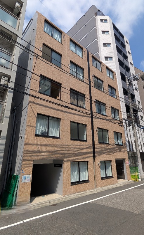 CREAL王子South2階 Southは向かって左側