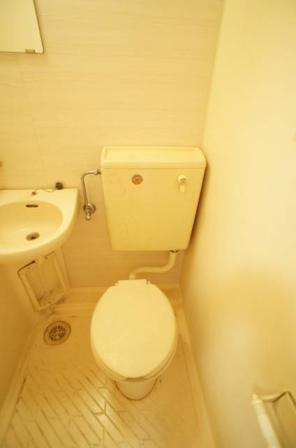 ビラ高品 現地待合せで内見できます！！同タイプのお部屋となります。
