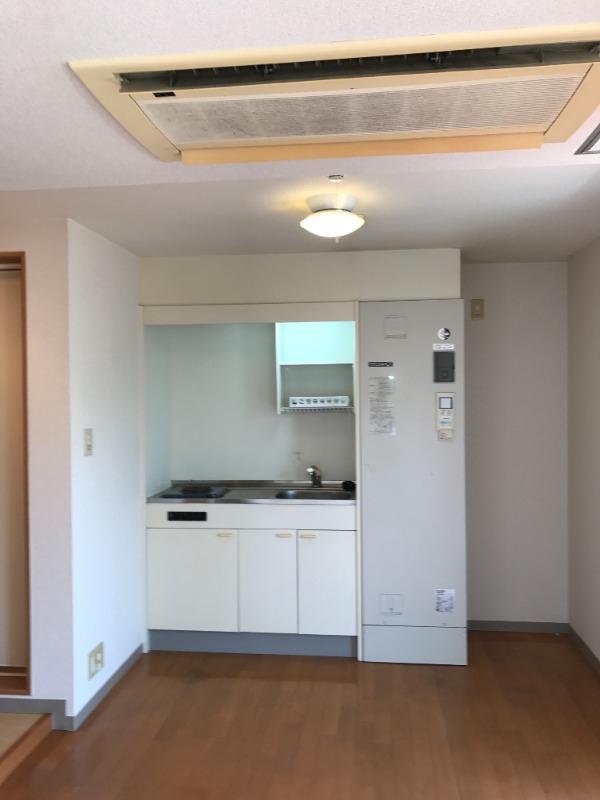 インペリアルビル2階 同建物別部屋の参考画像